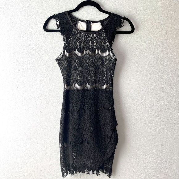 Black Lace Bodycon Mini Dress High Neck Eyelash Trim Cocktail Party Size Small - Picture 2 of 4